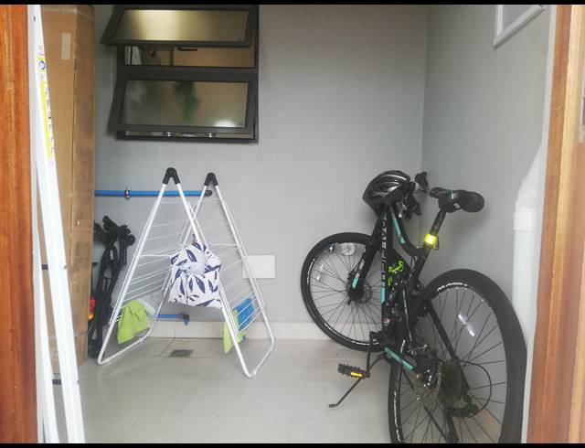 1 BEDROOM APARTMENT TO LET IN UMHLANGA RIDGE